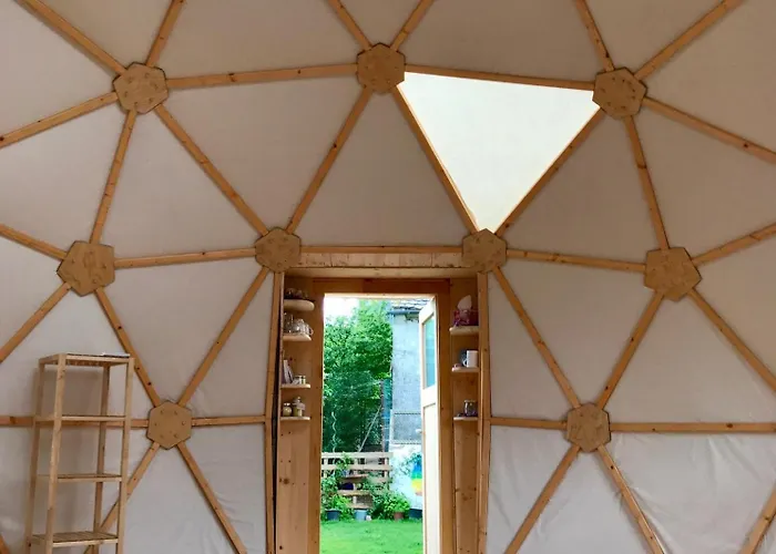 Glamping Geo Dome *